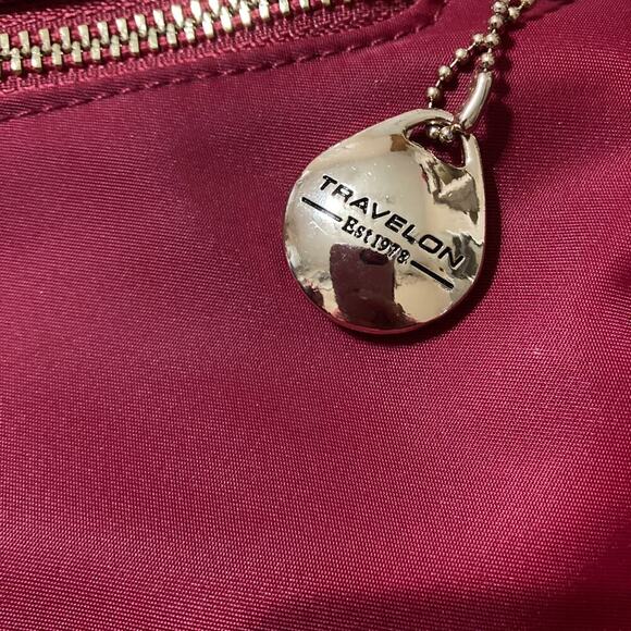 TRAVELON RED WINE SHOULDER BAG WITH GOLD HARDWARE - Picture 8 of 9